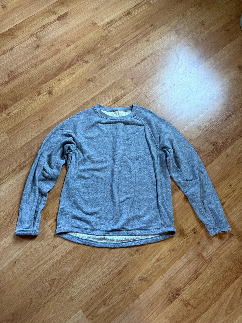 Heather Gray Long Sleeve Pullover Sweatshirt